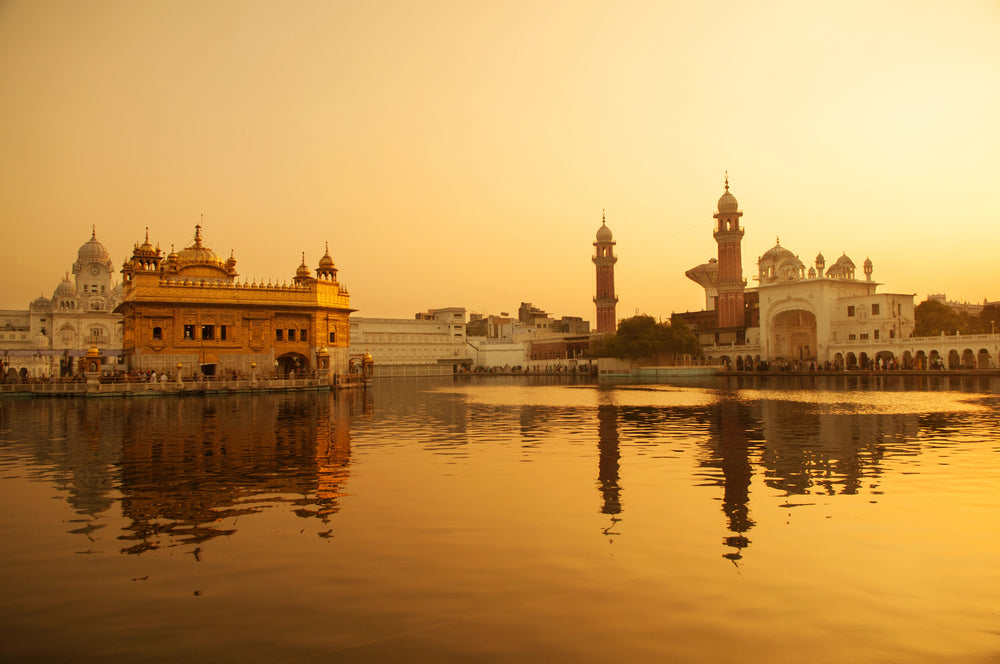 Jewelry & Travel: Showcasing Global Influences